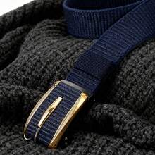 1PC Cinturón de lona con hebilla automática para hombre + 3,8 cm de ancho + Disponible en varios colores Adecuado para uso diario / informal de negocios + Resistente al desgaste y duradero + Hebilla automática para mayor comodidad Ajuste flexible + Se adapta a varios estilos de pantalones Accesorio práctico - Azul - Ver 4
