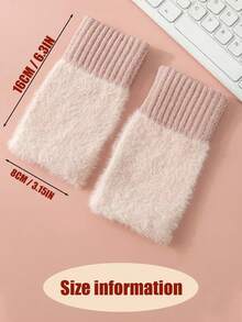 Găng tay len hở ngón kiểu Hàn Quốc, ấm áp cho mùa thu/đông, độc đáo và thời trang, cần thiết cho học sinh và người đi xe đạp, thiết kế hở ngón chắn gió. Găng tay được làm từ chất liệu lông cừu mềm mại và vải dệt kim, mang lại sự ấm áp và thoải mái. Màu sắc pastel ngọt ngào và tươi mát dễ dàng phối hợp với nhiều trang phục, khiến nó trở thành một món đồ thời trang không thể thiếu cho mùa thu/đông. - Nhiều màu - Xem 11