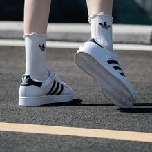 Adidas 男女通用三叶草贝壳头休闲运动鞋 - 白色 - 查看 9