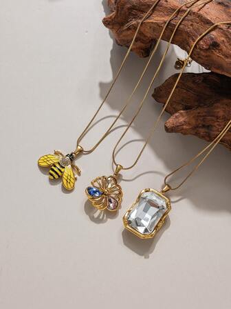 1pc French Luxury Minimalist 18K Gold Plated Stainless Steel Bee/Hollow Crystal Flower/Geometric Zirconia Pendant Necklace, Suitable For Women's Daily Wear, Banquet, Christmas, New Year, Gift, Party, Vacation