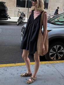 1件純色休閒波西米亞風編織布料打結口袋荷葉邊女款超寬鬆短洋裝，適合晚宴約會，春夏優雅穿搭 - 黑色 - 查看 1