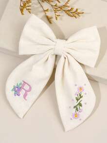 1件女孩26字母刺繡髮夾，甜美花卉字母設計髮夾，女孩生日春季髮飾，精緻女孩髮夾附優雅刺繡（白色/海軍藍），返校季 - 彩色 - 查看 7