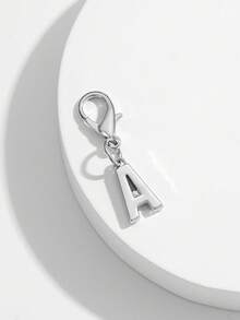 1pc Fashionable Minimalist 26 Small English Letter Shape Smooth Metal Keychain, Suitable For Women Car Key, Bag Decoration And Gift - Silver - View 16