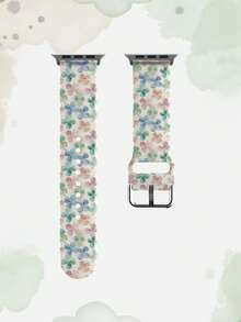 一条印有四叶草图案的硅胶智能手表表带。这款通用型 20-22 毫米表带具有广泛的兼容性：兼容华为 Watch GT3/GT4、三星 Galaxy Watch6 以及 Series 1 至 Series 9、SE 和 Ultra（表壳尺寸 38-49 毫米）。