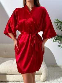 1件女士纯色优雅系腰睡袍，性感短款缎面丝绸柔软睡衣，适合新娘、伴娘及居家穿着，秋冬季浴室装饰 - 紅色 - 查看 9