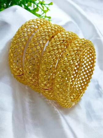 4 piezas de brazaletes de mujer chapados en oro con diseño hueco, accesorios de joyería de moda para novia, boda, fiesta, Halloween, Día de San Valentín, uso diario, regalo para mamá, hermana, novia