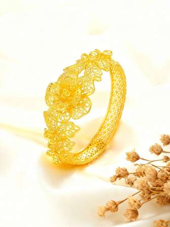Brazalete vintage de 24K chapado en oro con diseño floral hueco, accesorio elegante para novia y boda, adecuado para festivales, fiestas y uso diario