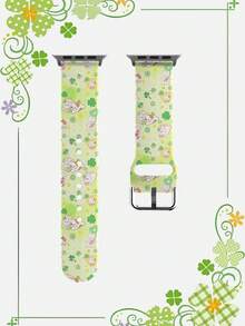 一条印有四叶草图案的硅胶智能手表表带。这款通用型 20-22 毫米表带具有广泛的兼容性：兼容华为 Watch GT3/GT4、三星 Galaxy Watch6 以及 Series 1 至 Series 9、SE 和 Ultra（表壳尺寸 38-49 毫米）。