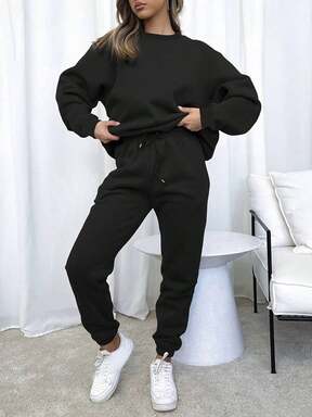 Fashionable Women's Sportswear Set For Autumn And Winter - Filled Lining For Warmth, Fitness Wear, Casual Running And Training Gear, Loose And Elastic Design, Essential For Casual Wear After Exercise, Sportswear, Women's Set, Women's Two-Piece Sportswear, Sportswear, Women's Plus Size Sport Set, Women's Winter Clothing, Women's Two-Piece Clothing, Women's Sport Set, Women's Two-Piece Clothing, Women's Casual Wear Set, Women's Two-Piece Sportswear, Women's Sport Set, Women's Set, Women's Two-Piece Clothing, Women's Hoodie And Pants Set, Women's Winter Set, Home Wear Set, Black Sport Set, Plus Size Women's Clothing, Women's Sport Set, Sportswear, Warm Lining, Sportswear Set