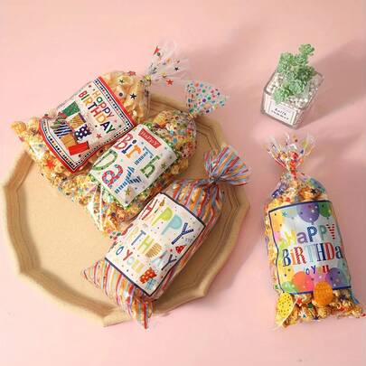 50 túi quà bằng nhựa trong suốt có nút thắt xoắn màu vàng - Thiết kế bóng bay nhiều màu sắc và chữ Happy Birthday dùng làm quà tặng tiệc sinh nhật, quà tặng kỷ niệm, vật dụng gói quà, đồ trang trí tiệc sinh nhật, thiết kế lễ hội, nút thắt xoắn