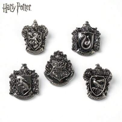 Warner Bros 1PC WB Harry Potter được cấp phép chính thức Gryffindor Slytherin Ravenclaw  Huy hiệu trường Trâm cài áo kim loại Biểu tượng Phiên bản sưu tập Ghim cài áo bằng thiếc sang trọng Trang sức mới lạ Men bạc Phụ kiện tự làm Quà tặng sinh nhật cho mùa tựu trường