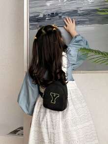 1pc Teen Shoulder/Waist Bag With A-Z Letter Patch Pattern, Vibrant Colors, And Eye-Catching Design. Made Of Nylon, With An Adjustable Shoulder Strap. Suitable For All Seasons And Outdoor Travel. Mini Coin Purse With Casual And Stylish Design. Also Makes A Great Birthday Or Holiday Gift For Friends And Family. (Letter Patch Needs To Be Applied By The User; Included With The Bag) - Black - View 4