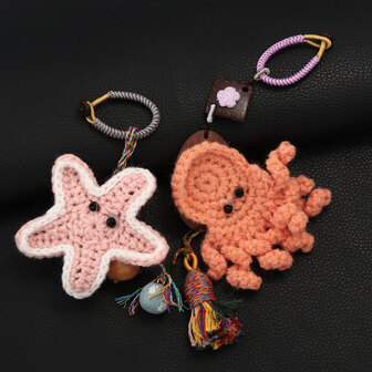 1 pieza Llavero de estilo bohemio unisex con talla de madera, llavero de animales marinos lindos con mini cuerda trenzada, colgante de pulpo, estrella de mar, ballena, adecuado para mujeres, decoración de mochila, colgante de billetera, regalo del Día de San Valentín