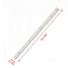 Luz LED Inteligente con Sensor de Movimiento - 50 cm de Longitud en Negro Piano y Blanco Perla - Detector de Presencia para Pasillos, Escaleras y Dormitorios - Regalo de Navidad y Ahorro Energético para el Hogar - Material Metálico 4 cm de Ancho - Blanco - Ver 3