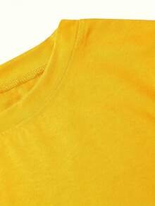 Playera camiseta gráfica dama mujer manga corta cuello redondo básica cómoda fresca ligera estampado mexicano vírgen virgencita guadalupe méxico rosas flor floral frase ruega por nosotros - Amarillo - Ver 3