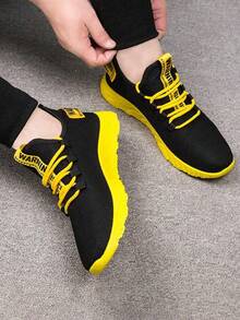 1 双男士透气运动休闲鞋，时尚竞赛鞋，鞋面/鞋跟/侧带采用不对称图案设计，男士跑步鞋 - 黃色 - 查看 4