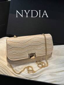 Modische, vielseitige Umhängetasche mit Klappe und Kette für den Stadtverkehr