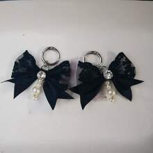 زوج من مشابك الشعر بشكل فراشة ذات طبقتين من الدانتيل والراين والخرز للزينة والاكسسوارات، هدية عيد الميلاد وعيد الشكر - متعدد الألوان - مشاهدة 15