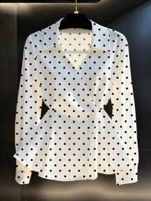 女士春秋新款波点V领系腰休闲长袖衬衫，适合日常通勤、约会、下午茶等场合。 - 白色 - 查看 4