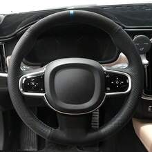适用于沃尔沃 S90 V90 XC90 2015-2022 和 XC60 S60 2018-2022 的仿毛皮方向盘套 - 38公分 - 查看 1