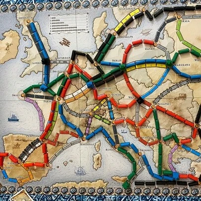 Juego de mesa Tren de Europa para adultos y familias | Edades 14+ | Para 2 a 5 jugadores | Tiempo de juego promedio 30-60 minutos | POR KUNLANG