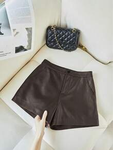 Quần short skinny co giãn màu đen SMILE CHIC đa năng, thiết kế tiện dụng với túi chéo và cúc cài, phù hợp cho mặc hàng ngày, dự tiệc, hẹn hò, mọi mùa hè. - Cà phê nâu - Xem 4