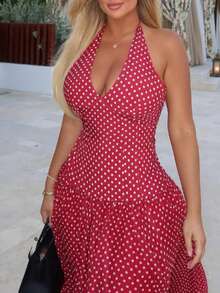 Vestido longo feminino elegante em estilo vintage, vermelho com bolinhas, corte em A, alças finas nas costas e barra evasê, exibindo um charme retrô perfeito para festas e o verão. - Vermelho - Ver 5