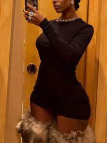 LovelyWholesale Women's Casual Round Neck Long Sleeve Solid Color Fitted Mini Dress, Black, Suitable For Daily Wear In Summer - Black - View 5