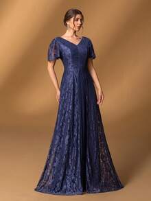 Faeriesty Mosy优雅V领蕾丝点缀正式礼服，配以精致的荷叶袖和修身A字裙摆 | 适合婚礼庆典、盛大晚宴、正式招待会、晚宴舞会、颁奖晚会等场合的优雅新娘母亲礼服 - 藏蓝色 - 查看 8