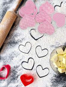 7pcs/Set Valentine's Day Heart-Shaped Cookie Cutters, Stamp Molds With Different Patterns: Stars/Puzzle/Roses/Hearts, Suitable For Fondant Cakes, Chocolate Molds, Holiday Parties, And Kitchen Baking Supplies. - Multicolor - View 7