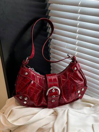 1个复古腋下包，铆钉摩托车秋冬新款通勤单肩包，法式小众斜挎包，适合工作通勤、购物、节日礼物