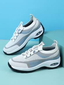 2026 Lightweight Breathable Mesh Running Shoes For Women, Shock-Absorbing Air Cushion Sole, Casual Versatile Fitness Sneakers, Fashionable Color Blocking Sports Shoes - Baby Blue - View 3