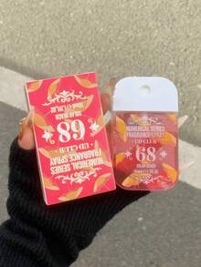 一瓶50毫升巴西香氛喷雾，多达5种香型可选，适用于室内外空气清新。这款多层香氛喷雾持久留香，散发自然清新的迷人气息，融合优雅的里约热内卢香草、椰子、花香、柑橘、木香和海洋香调，适合约会、派对、聚会、节日、居家、酒店、办公室等各种场合，是馈赠亲朋好友的理想之选。 - 彩色 - 查看 3
