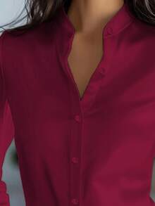 Women's Elegant Satin Burgundy Long Sleeve Blouse, Versatile Solid Color Top For Commuting, Classic Collar, Skin-Friendly Soft And Smooth Satin Fabric, Not See-Through, Machine Washable And Dry Cleanable, Suitable For Office, Casual And Formal Occasions, Suitable For Spring, Summer And Autumn - Burgundy - View 4
