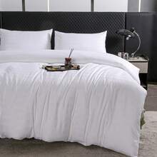 三件套床上用品，缎面条纹设计，优雅纯色，110克高密度，100%超细纤维，柔软舒适，适用于卧室、宿舍、酒店，可机洗，包含（被套*1，枕套*2），不包含（被芯，枕芯）。 - 白色 - 查看 4