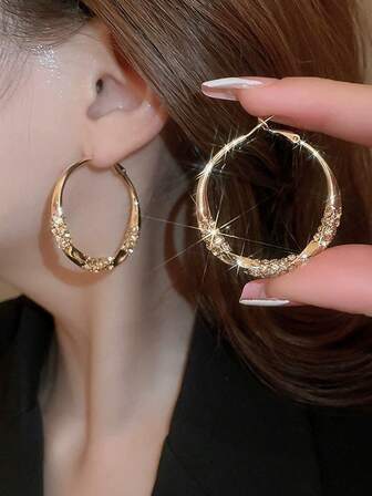 1 par de pendientes de aro retorcidos con rhinestones minimalistas, diseño de moda con un toque elegante, adecuados para uso diario y de fiesta de las mujeres