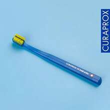 Curaprox Cepillo de dientes CS 5460 Ortho - Cepillo de dientes manual con corte especial para tirantes con cerdas 5460 Ultra Soft CUREN - Color aleatorio(default) - Multicolor - Ver 8