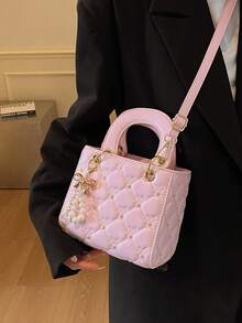 时尚新款女士手提包，纯色简约PU小方包，优雅别致，适合约会、购物等场合，百搭实用，附赠丝巾、蝴蝶结和珍珠装饰，是情人节的绝佳礼物。 - 粉色 - 查看 3