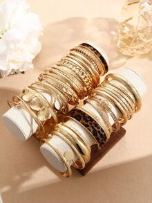 17KM Conjunto de 15/10/8/4 pulseiras estilo moeda vintage simples e elegante, douradas, com fecho aberto, design geométrico e espiral suave. Pulseiras brilhantes para usar em conjunto, perfeitas para o dia a dia, festas, casamentos e como presente de Natal.