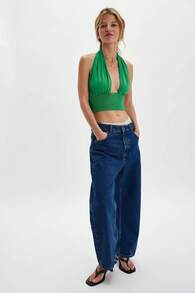 Stretchy White Minimalist Deep V Halter Neck Crop Top For Women, Waist-Exposing  Daily Wear - Grön - Visa 3