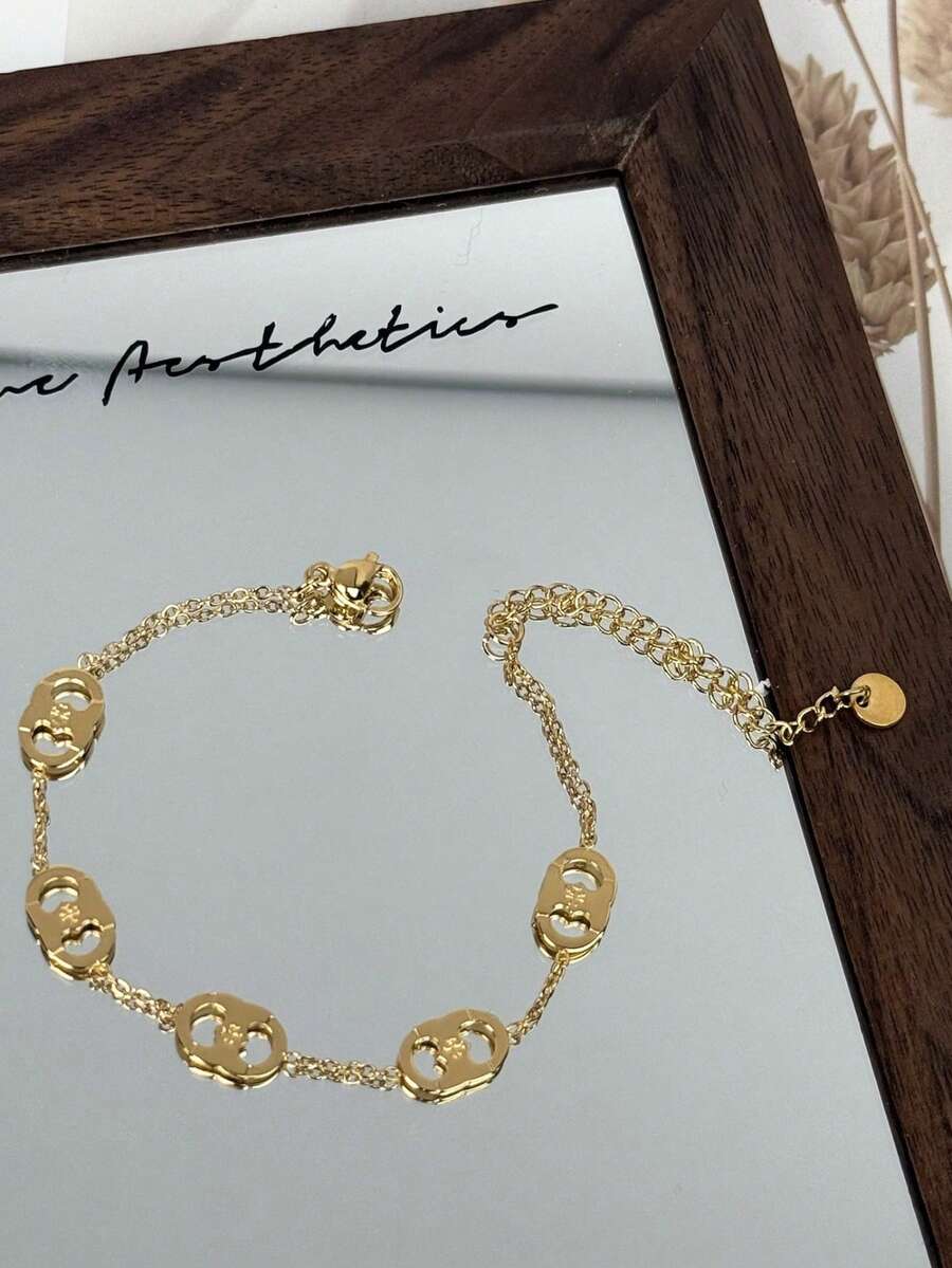 1 chiếc vòng tay phong cách tối giản sang trọng, thiết kế chữ C kép đa năng, món quà độc đáo dành cho bạn gái hoặc bạn thân. - Vòng tay đôi C - Xem 1