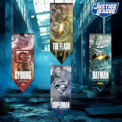 Justice League 1 件正义联盟横幅旗帜，酷炫英雄动漫风格闪电侠、蝙蝠侠、超人、钢铁侠横幅旗帜，装饰艺术墙挂毯宿舍工作室主题音乐墙横幅悬挂装饰挂毯，房间装饰[官方授权]