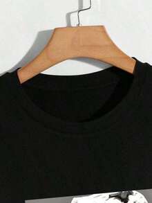 Camiseta gráfica Manfinity Dauomo con estatua y figura de hombre - Negro - Ver 5