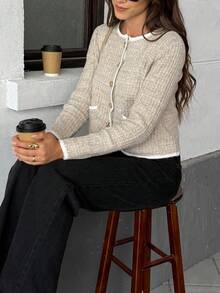 SEREN 法式圆领修身长袖针织开衫，新款女士秋冬毛衣 - 米色 - 查看 1