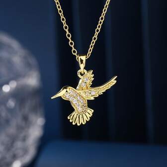 1pc 18K Gold Plated Copper Elegant Golden Hummingbird Pendant Necklace - Luxury Open Design, Exquisite Necklace Suitable For Everyday And Formal Wear, Anniversary Gift, All-Season Luxury Necklace, Necklace, Special Occasions, Sparkling Decor, Masterful Craftsmanship