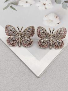 2 PIEZAS Encantos de cordones de zapatos de mariposa de resina colorida de lujo DIY Decoraciones para botas, zapatillas de mujer Cordones con piedras brillantes extraíbles Hebillas de accesorios personalizados Decoración de clips de zapatos Apto para zapatos con cordones de mujer Regalos de Navidad, Halloween, San Valentín, cumpleaños, fiesta (Zapatos no incluidos)