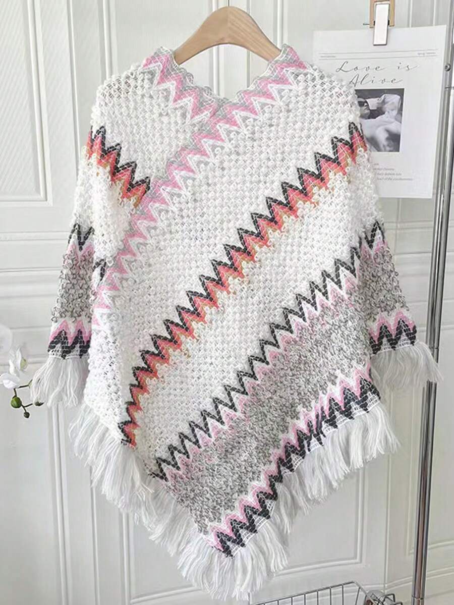 1件女士优雅斗篷，纯色针织镂空流苏披肩，高品质保暖外套，新款百搭斗篷毛衣，适合日常穿着