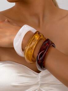 1pc Women's Resin Asymmetrical Wide Geometric Tie Dye Bracelet, High-End Design Suitable For Winter Wear - Yellow - View 2