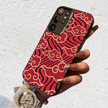 Funda de teléfono nubes rojas doradas Impresión UV para iPhone 11/12/13/14/15/16 Plus/17 Pro Max (Regalos de Navidad seleccionados, regalos por el Día Nacional, regalos por el Día de la Independencia, regalos de San Valentín, regalos de cumpleaños - Negro transparente - Ver 4