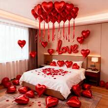 Bộ trang trí bóng bay lãng mạn ngày Valentine, bao gồm 500 cánh hoa hồng đỏ, 20 bóng bay hình trái tim màu đỏ, 1 bóng bay chữ "Love". Thích hợp cho cầu hôn, đính hôn, đám cưới, kỷ niệm, lễ Valentine, tỏ tình, có thể dùng làm phông nền trang trí cho nhiều dịp khác nhau. Chất liệu giấy bạc, không cần điện. - Đỏ - Xem 4